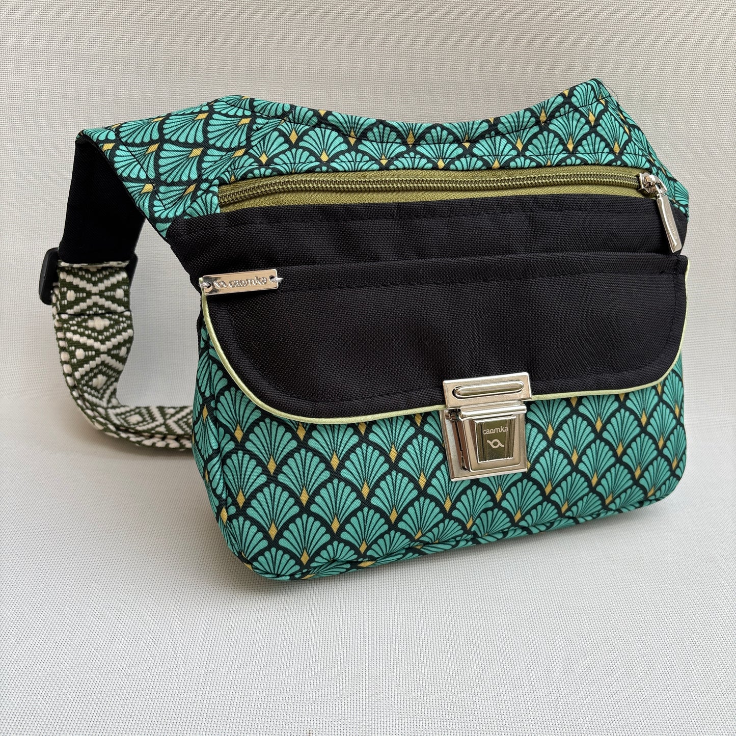 Special Constrast Persian Top + Bolsillo trasero · Impermeable · Pieza Única Núm. 16541
