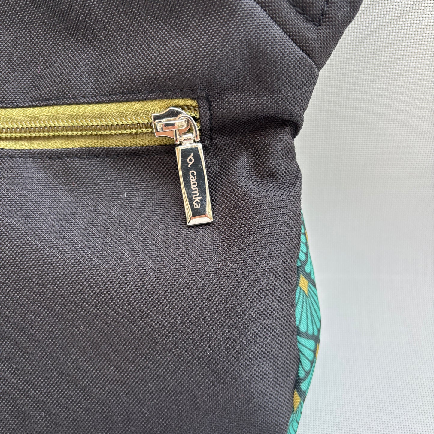 Special Constrast Persian Top + Bolsillo trasero · Impermeable · Pieza Única Núm. 16541