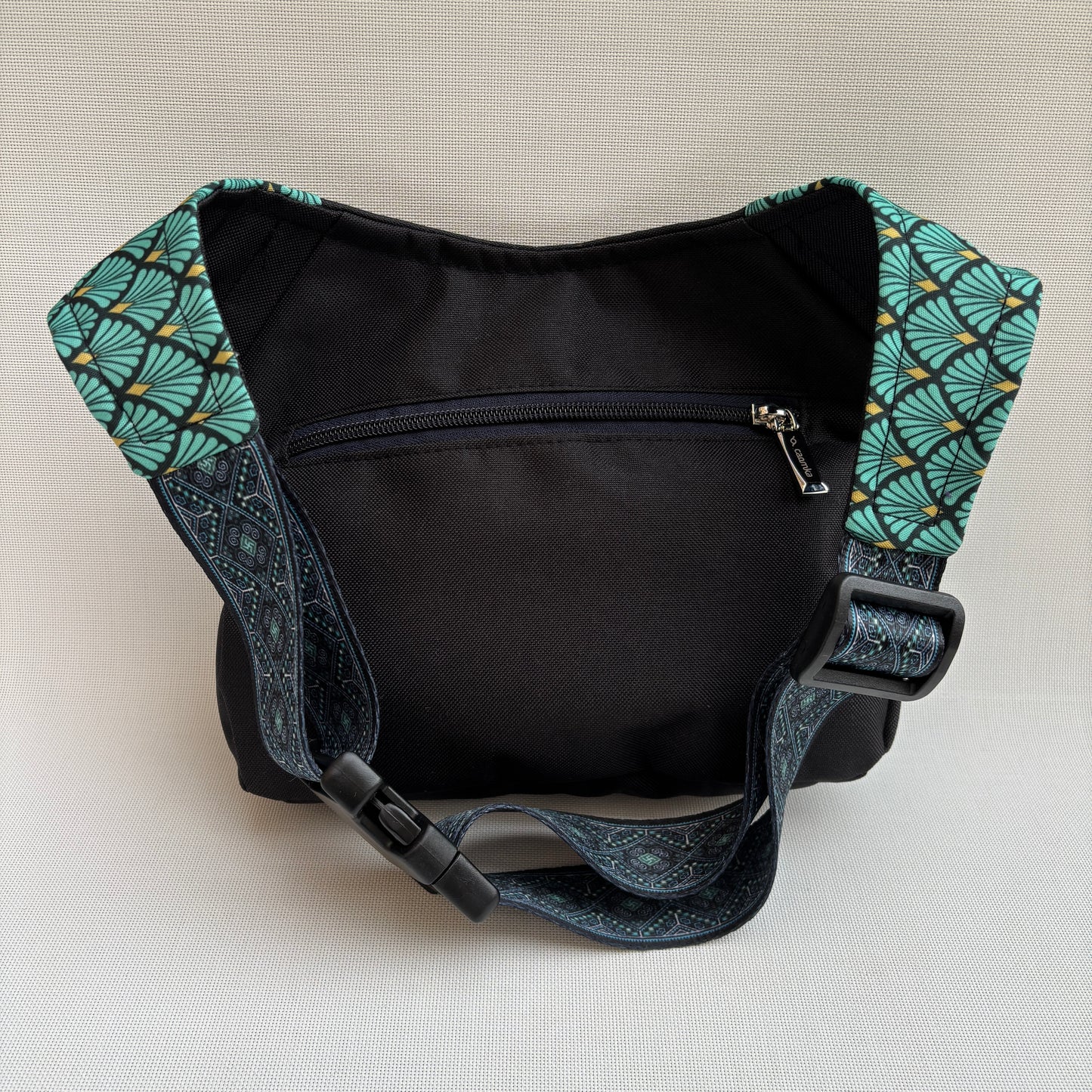 Special Constrast Persian Top + Bolsillo trasero · Impermeable · Pieza Única Núm. 16536