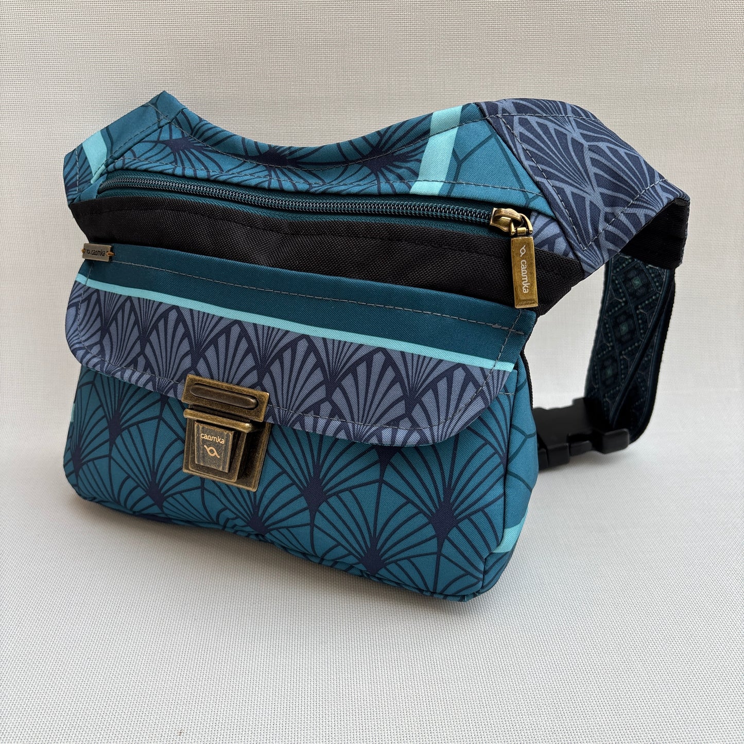 Special Blues Top + Bolsillo trasero · Impermeable · Pieza Única Núm. 16535