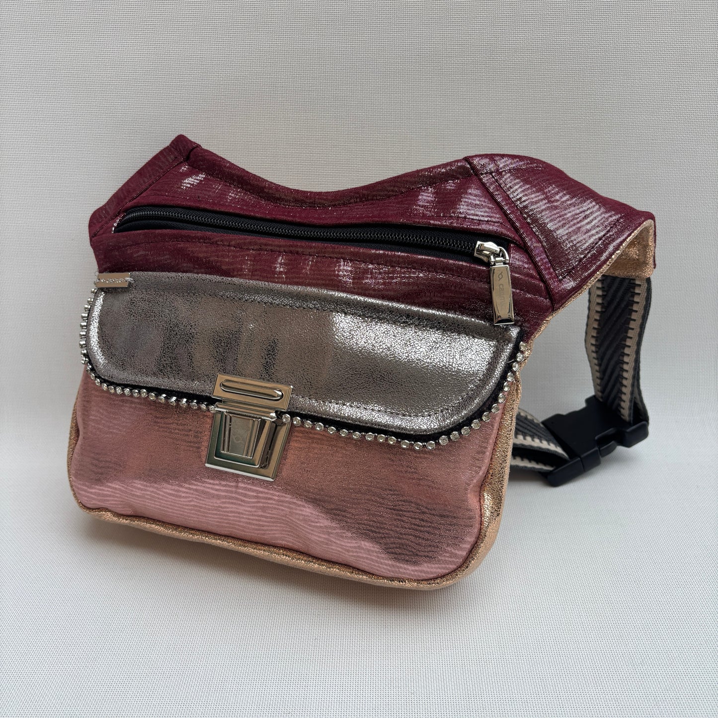 Riñonera "Special Metal Shining Top" · Polipiel · Pieza única Núm. 17371