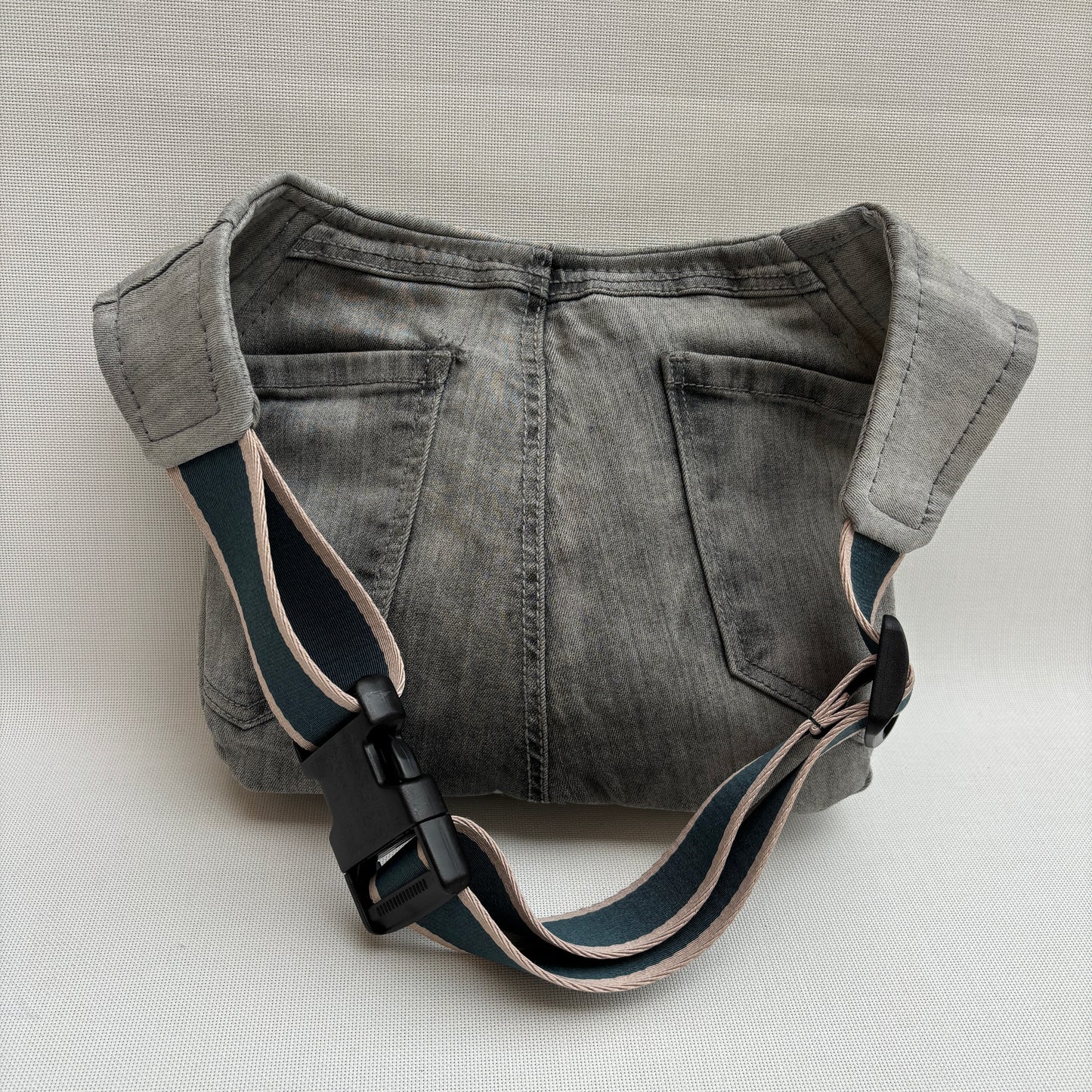 Riñonera "Jeans Top" ♻️ Jeans Recycled ♻️ · Pieza Única Núm. 18936