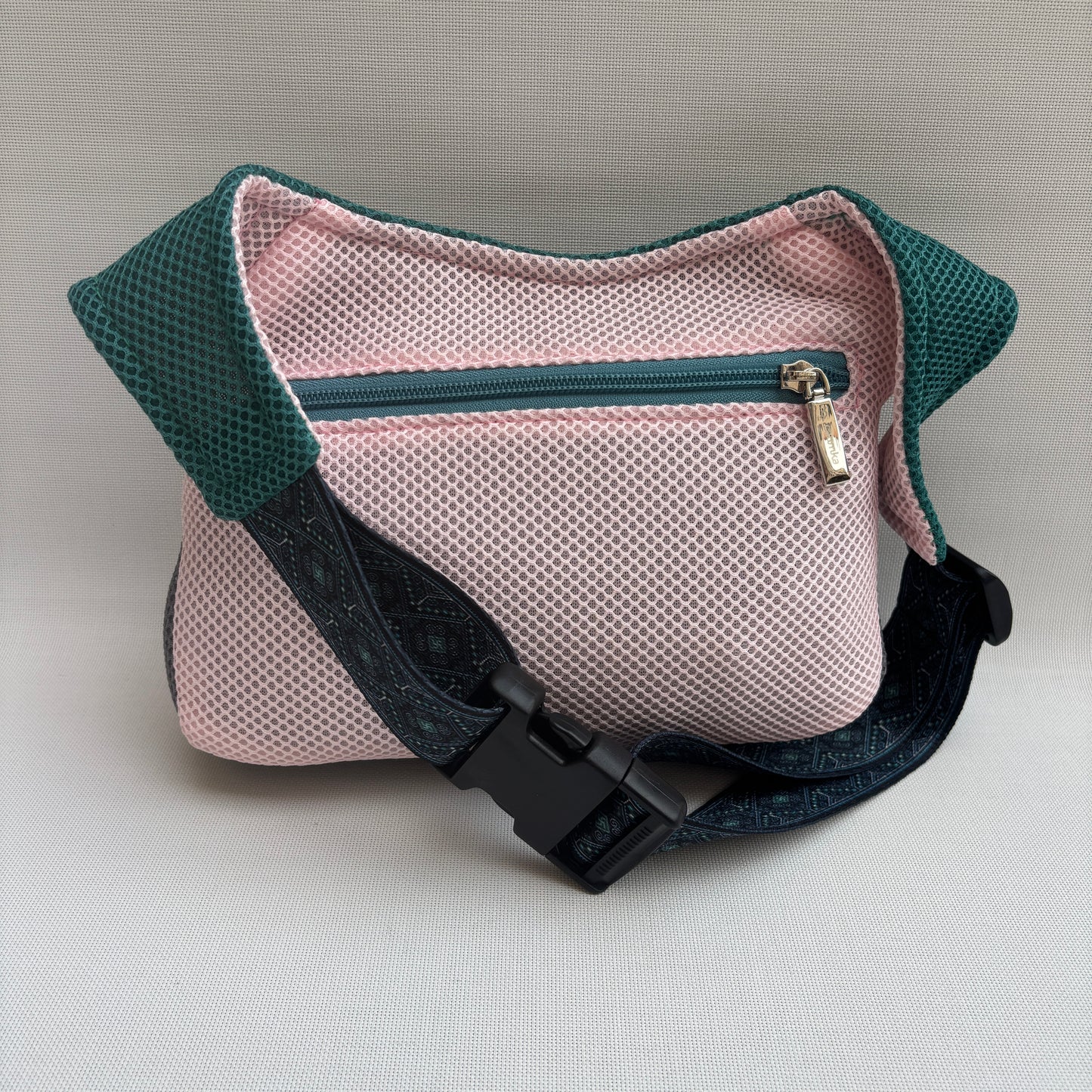 Riñonera "Soft Colors 3D  Top" + Bolsillo trasero · Pieza Única Núm. 18176