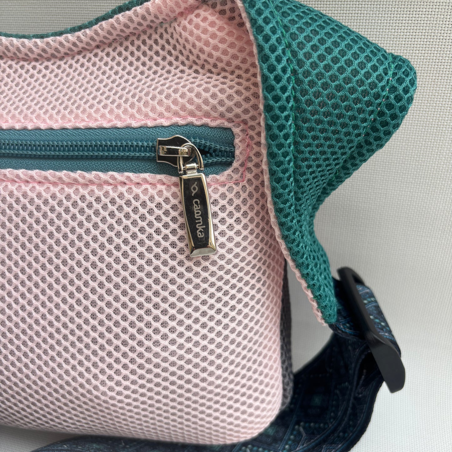 Riñonera "Soft Colors 3D  Top" + Bolsillo trasero · Pieza Única Núm. 18176