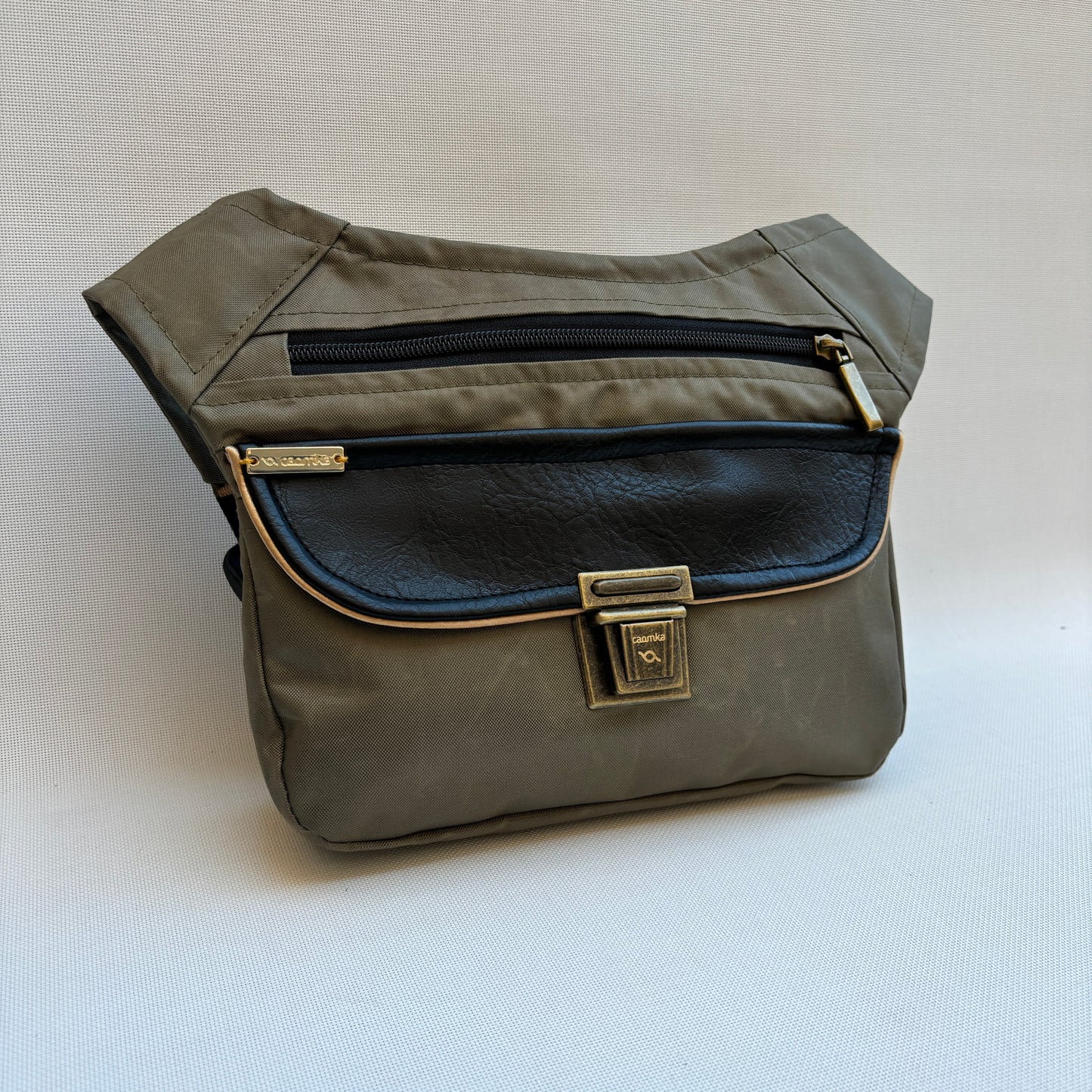 Special Green Kaki Top · Wasserdicht + Extra Gesäßtasche · Einzelstück Nr. 13266