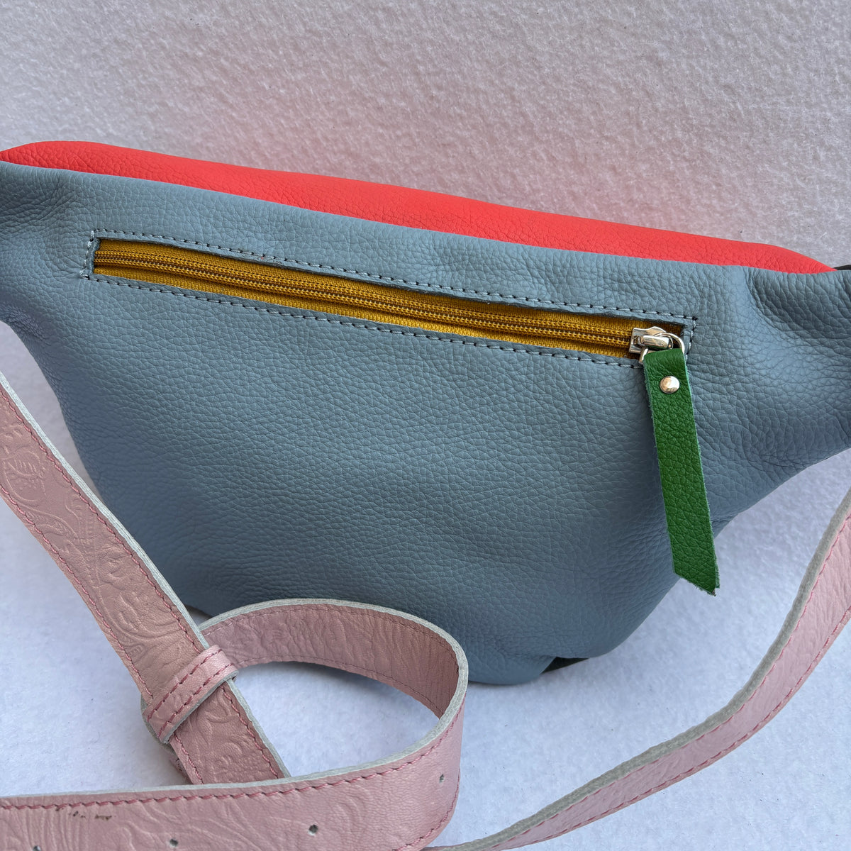 Riñonera RetroChic Watermelon Fantasy Colors · Piel · Pieza Única Núm. 19637