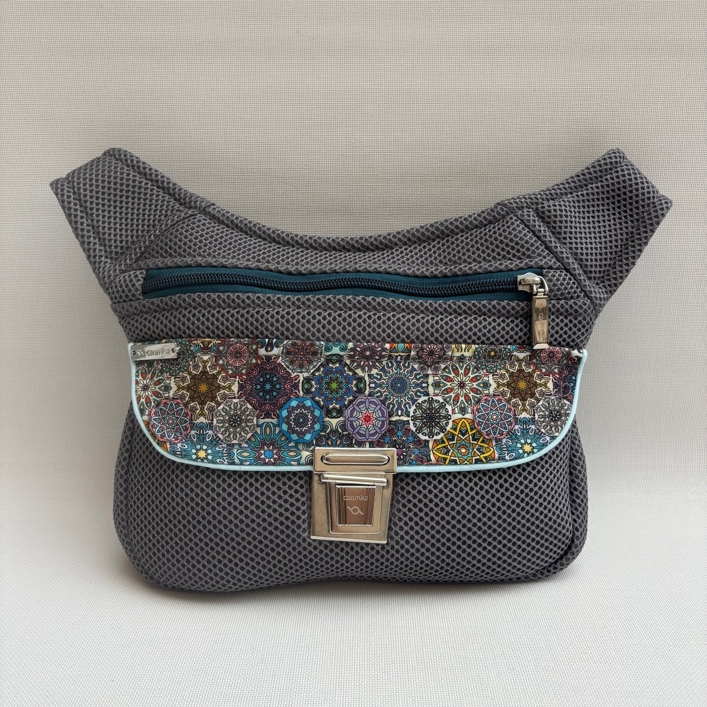 Riñonera "Special Soft 3D Mandalas Top" · Pieza Única Núm. 18116