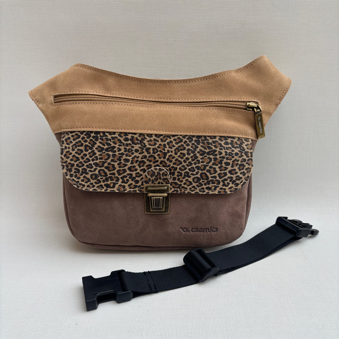 Riñonera Mini "Special Leopard I" · Piel de Serraje · Pieza Exclusiva Núm. 17402