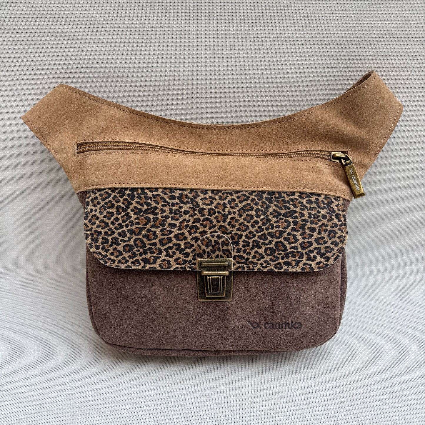 Riñonera Mini "Special Leopard I" · Piel de Serraje · Pieza Exclusiva Núm. 17402