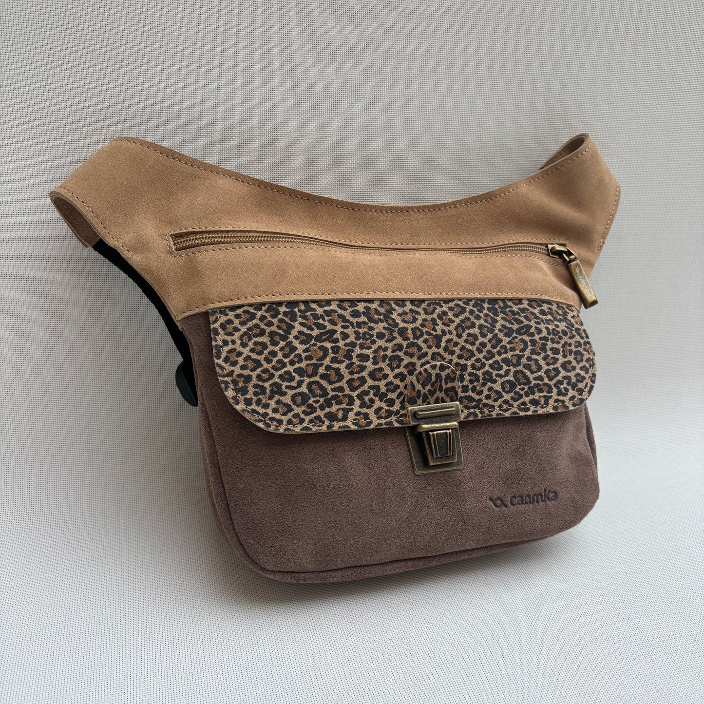 Riñonera Mini "Special Leopard I" · Piel de Serraje · Pieza Exclusiva Núm. 17402