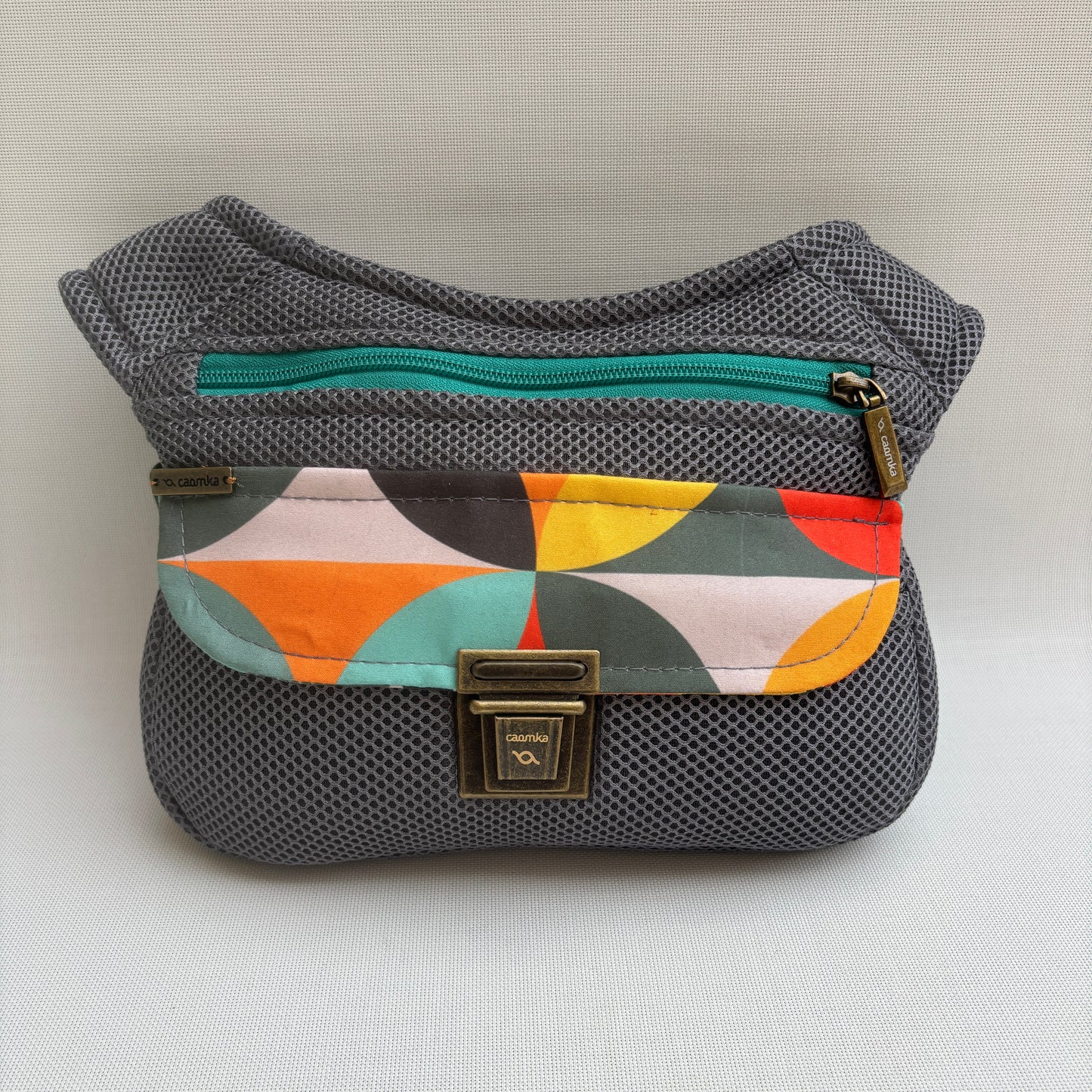 Riñonera "Soft 3D" + Bolsillo trasero · Pieza Única Núm. 18066