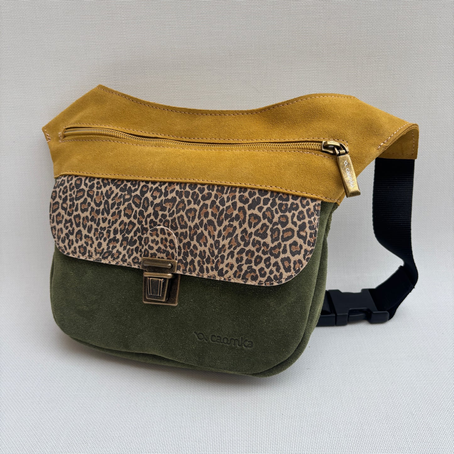 Riñonera Mini "Special Leopard II" · Piel de Serraje · Pieza Exclusiva Núm. 17403