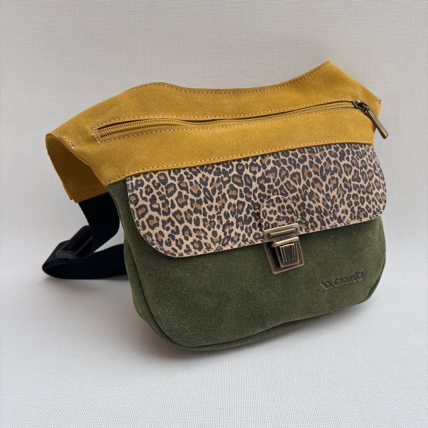 Riñonera Mini "Special Leopard II" · Piel de Serraje · Pieza Exclusiva Núm. 17403