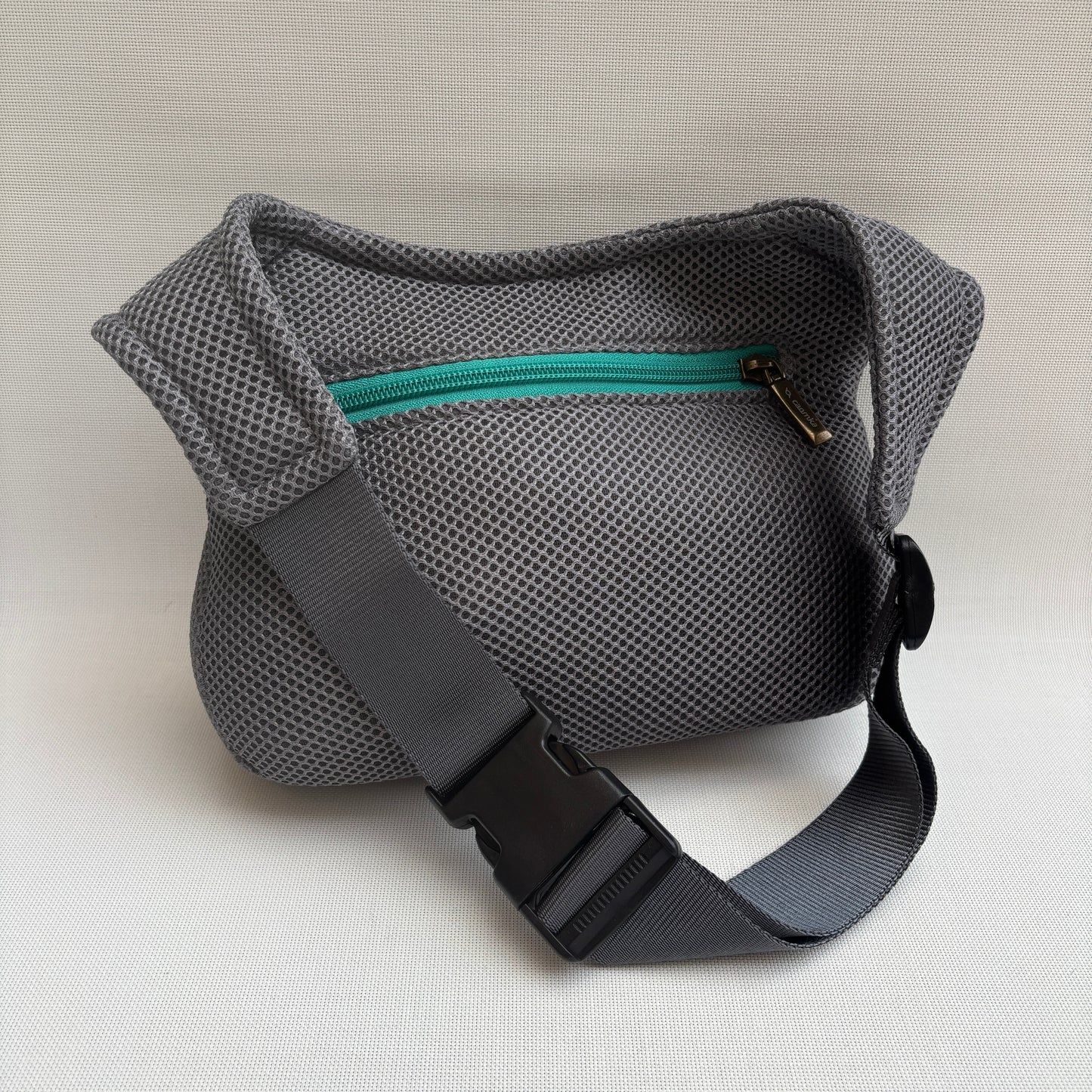Riñonera "Soft 3D" + Bolsillo trasero · Pieza Única Núm. 18066