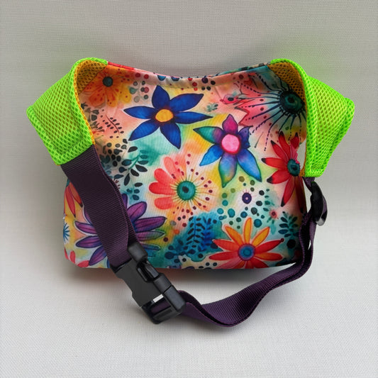 Riñonera "Soft 3D Flowers" · Pieza Única Núm. 18072