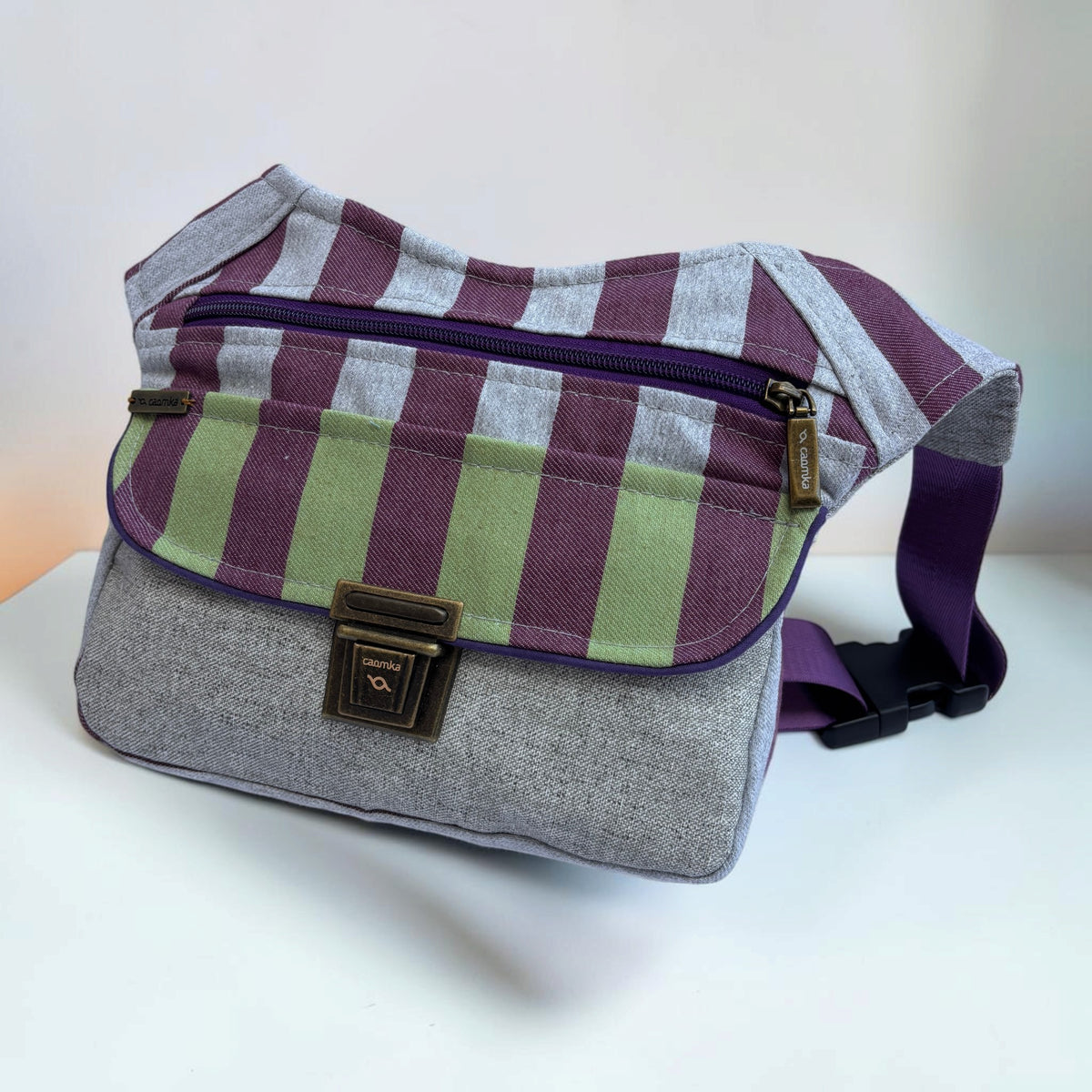 Riñonera Original "Special Purple Stripes" · Pieza Única Núm. 19649