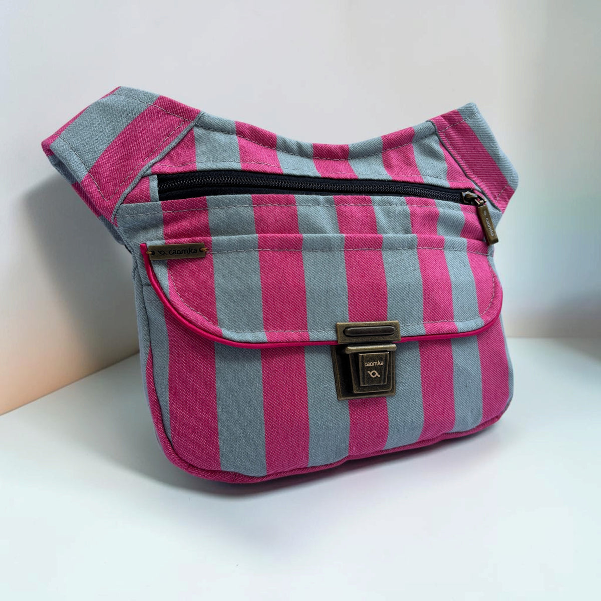 Riñonera Original "Special Pink & Grey Stripes" + Bolsillo trasero · Pieza Única Núm. 19650