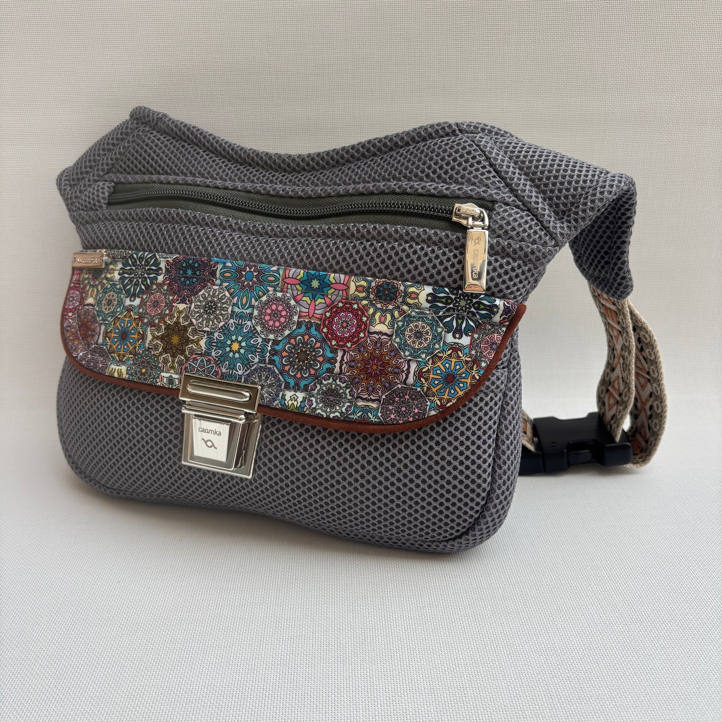 Riñonera "Soft 3D Mandalas Top" + Bolsillo trasero · Pieza Única Núm. 18065