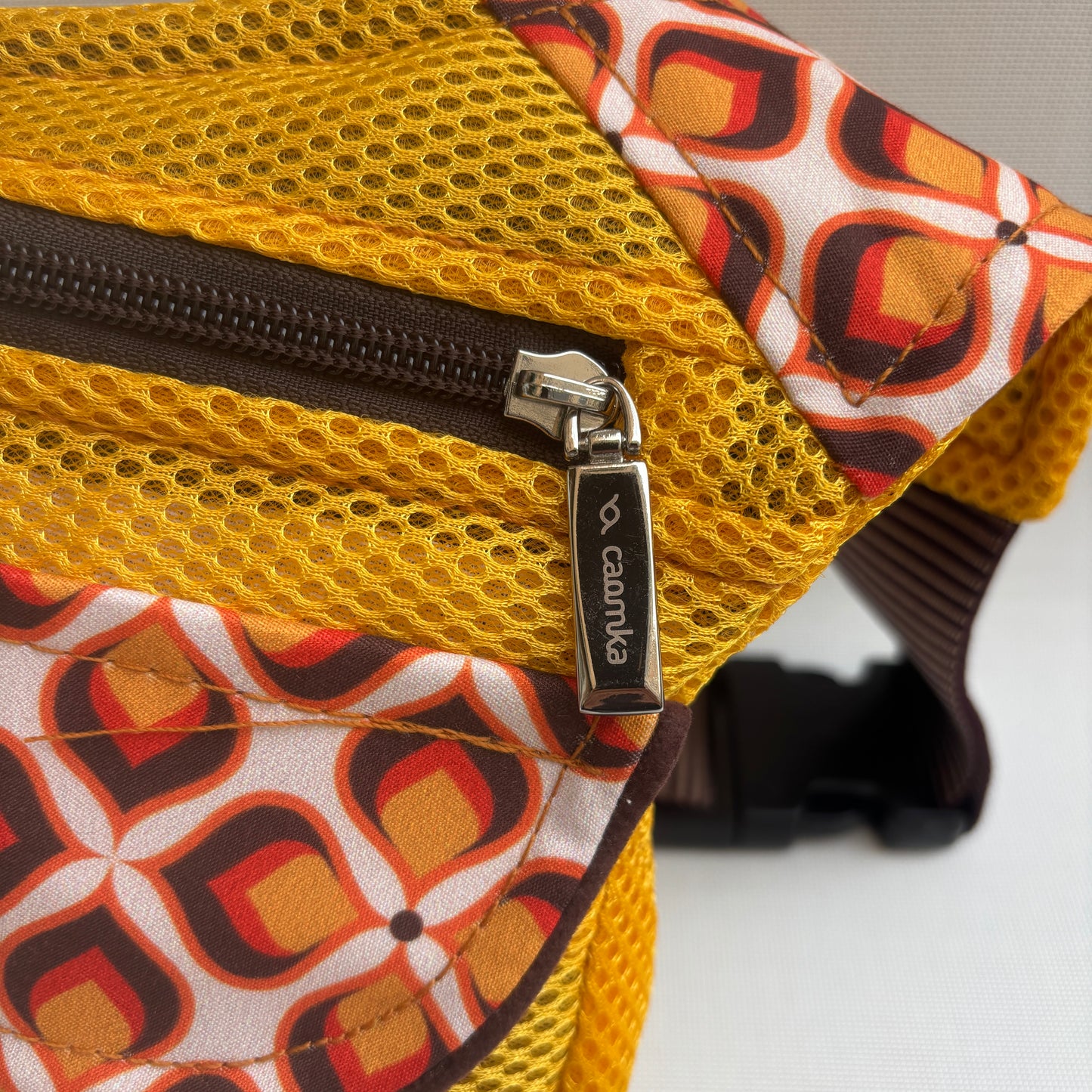 Riñonera "Soft 3D Top Vintage" · Pieza Única Núm. 18071