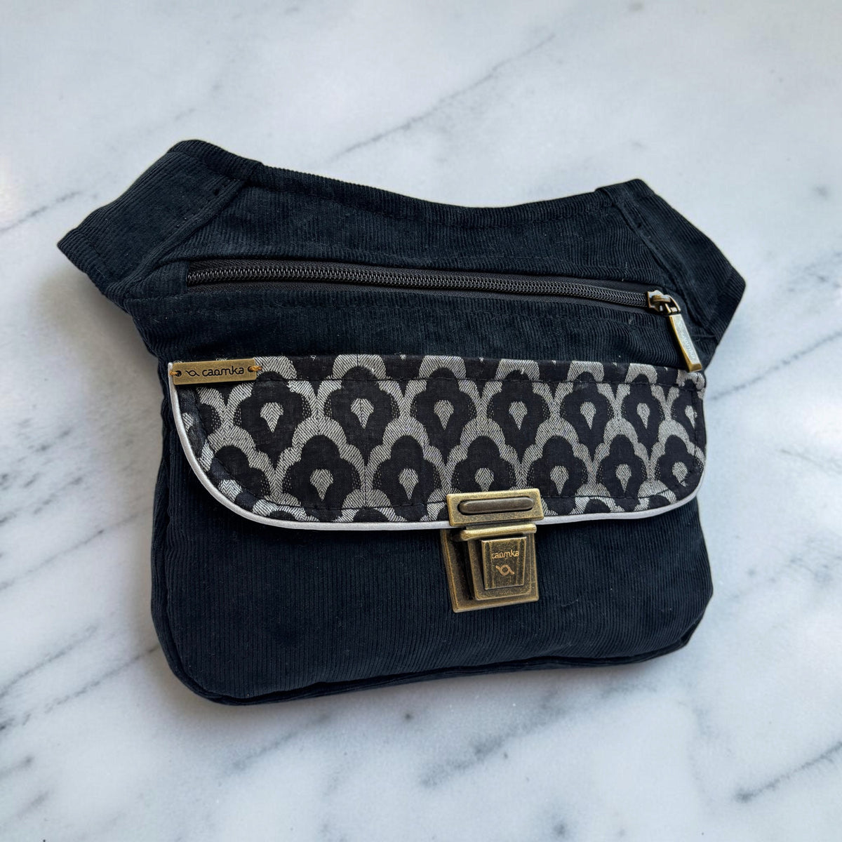 Riñonera Original "Special Micro Pana Black" + Bolsillo trasero · Pieza Única Núm. 19678