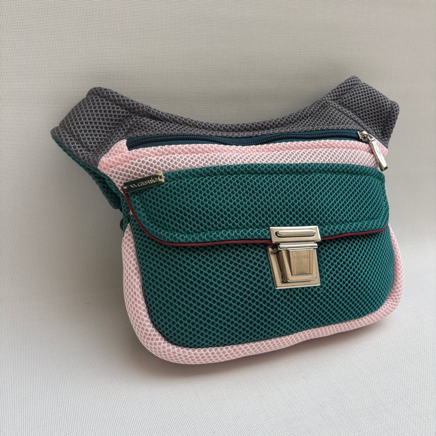 Riñonera "Soft 3D Pink & Green" + Bolsillo trasero · Pieza Única Núm. 18068