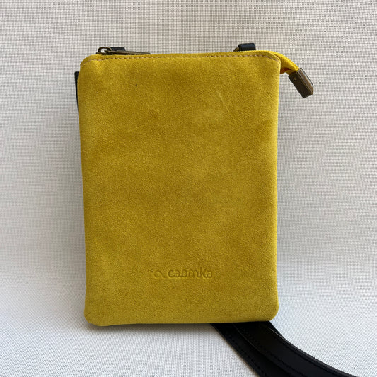 Porta Móvil · Diseño Top · Piel natural · Amarillo