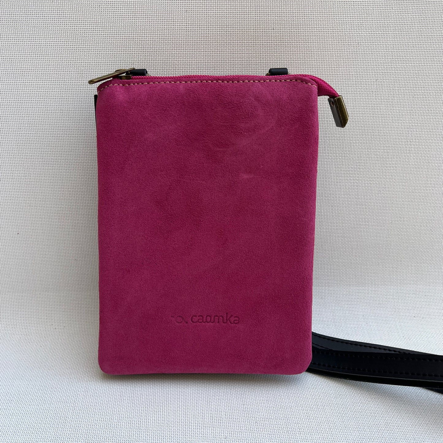 (-50%) Porta Móvil · Diseño Top · Piel natural · Fucsia