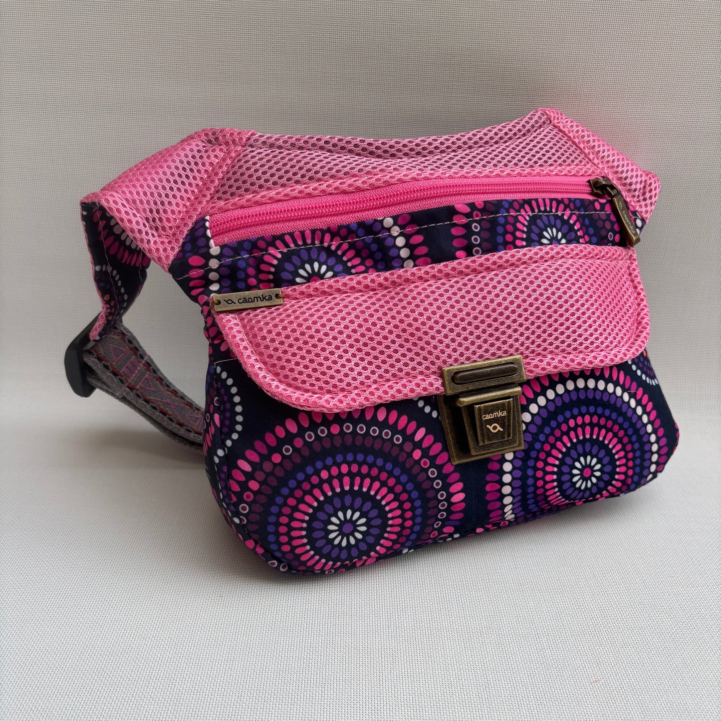 Riñonera "Special Mandalas & Soft3D Top" + Bolsillo trasero · Pieza Única Núm. 18154