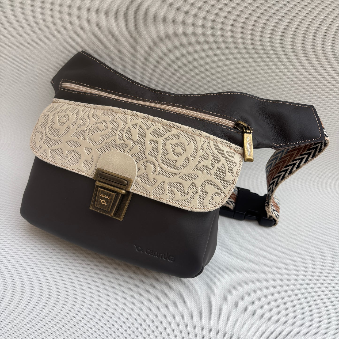 Riñonera "Special Brown Spring" Marrón/Beige · Piel · Pieza Exclusiva Núm. 18114