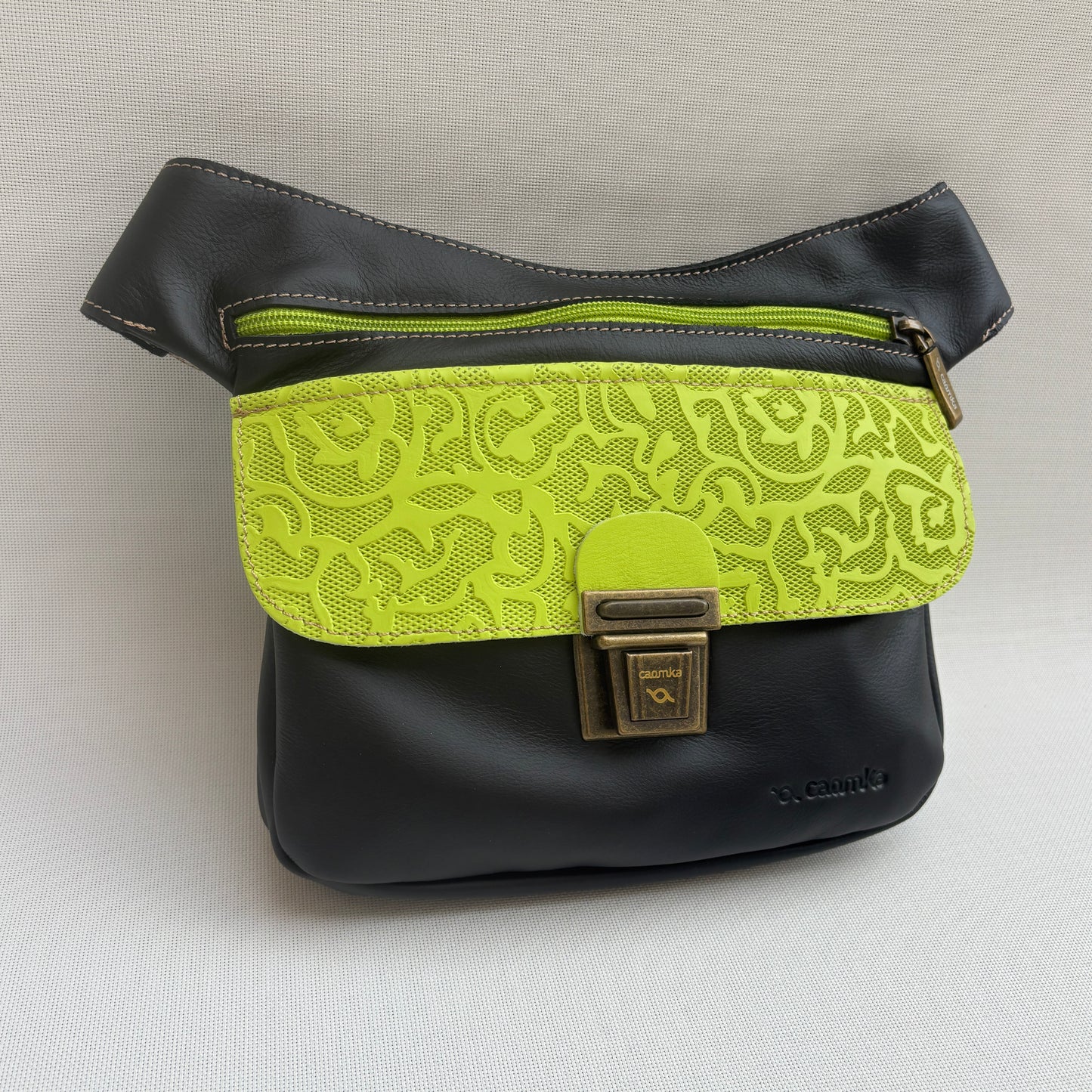Riñonera "Special Black/Lime Spring" Negro/Lima · Piel · Pieza Exclusiva Núm. 18113