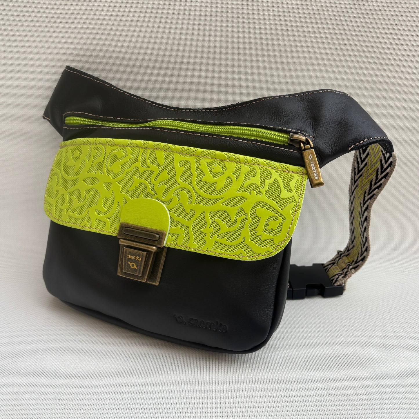 Riñonera "Special Black/Lime Spring" Negro/Lima · Piel · Pieza Exclusiva Núm. 18113