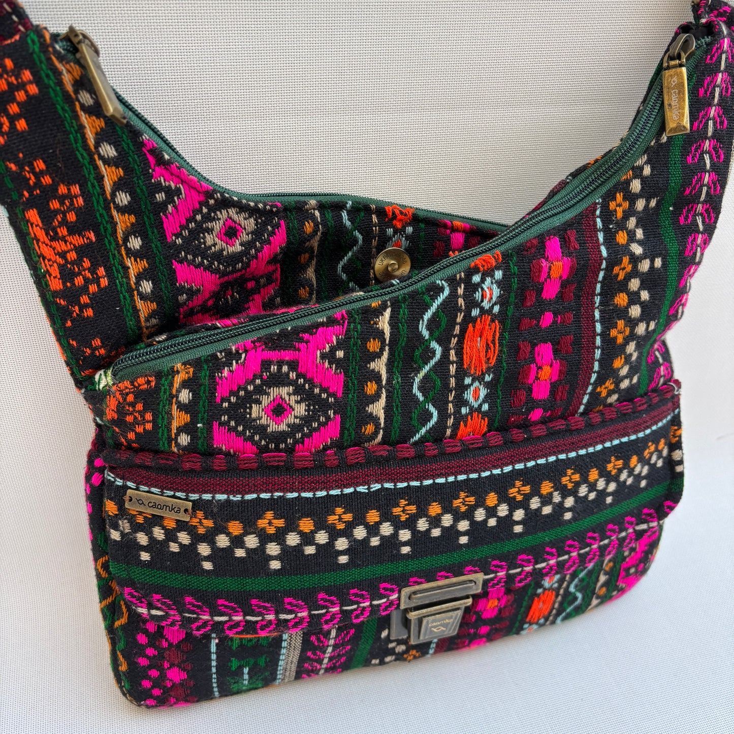 Bolso Bandolera Súper Caomka "Etnical India" · Pieza Única Núm. 18765