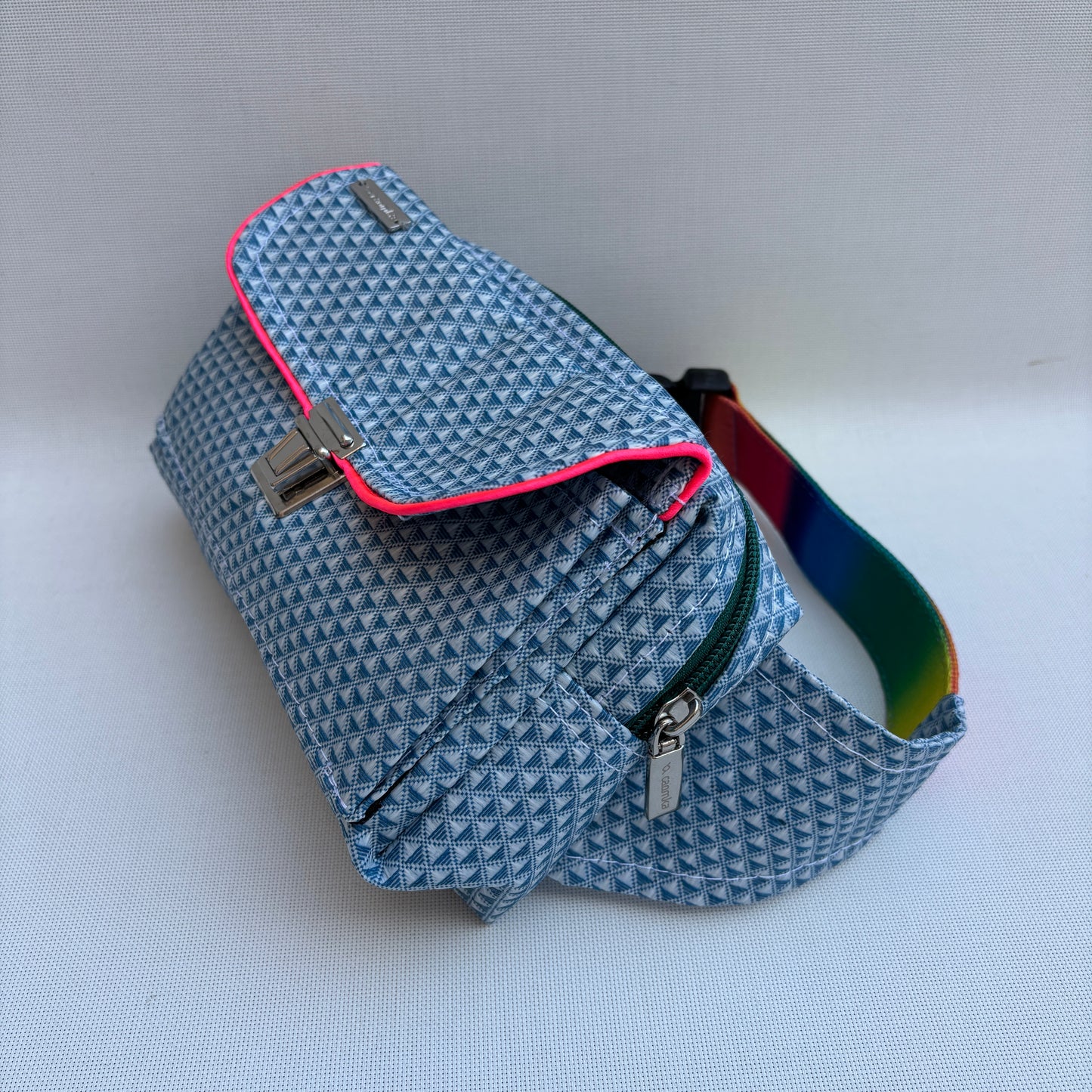 Riñonera Urban "Special Sky Blue Top" · Impermeable · Pieza Única Núm. 18781