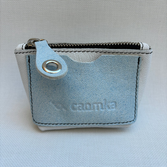 Monedero Wink CAOMKA · Piel natural · Pieza Exclusiva Núm. 15640