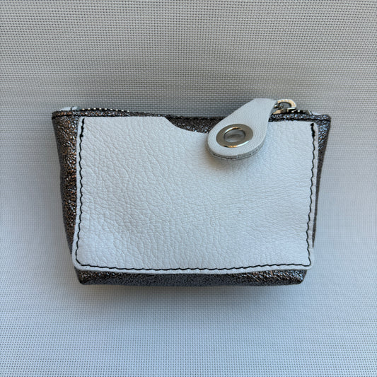 Monedero Wink CAOMKA · Piel natural · Pieza Exclusiva Núm. 15630