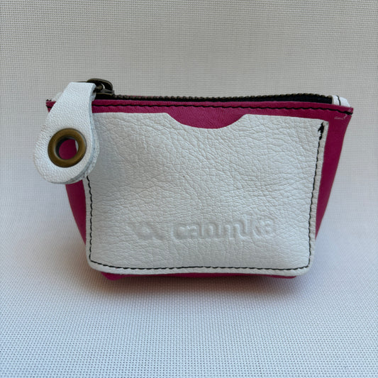 Monedero Wink CAOMKA · Piel natural · Pieza Exclusiva Núm. 15622