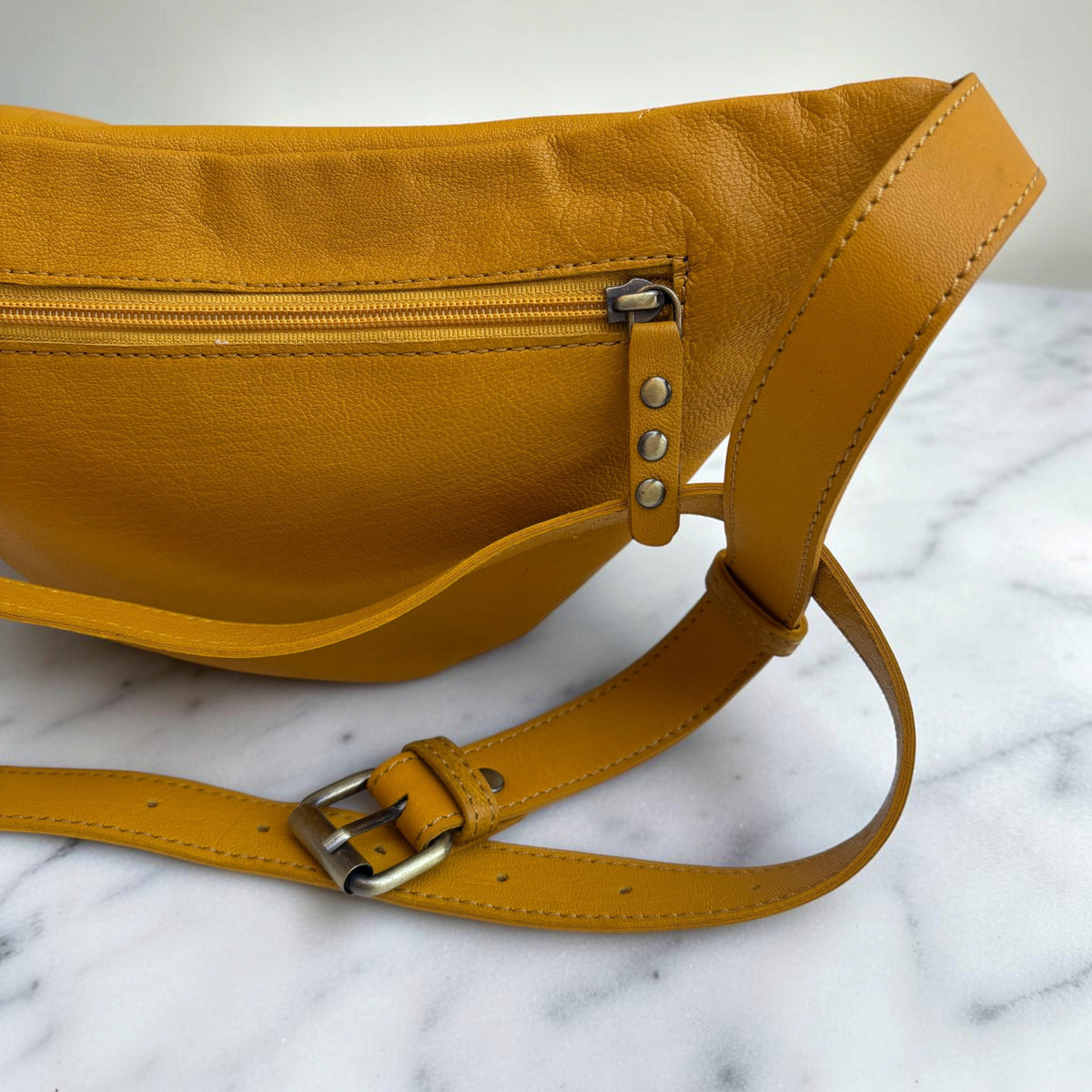 Riñonera "Special RetroChic Yellow" · Piel · Pieza Exclusiva Núm. 19670