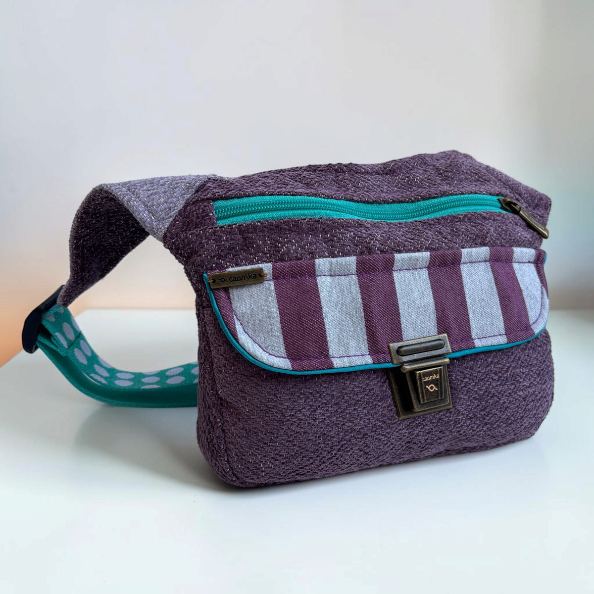 Riñonera Original "Special Purple Turquoise Top" · Pieza Única Núm. 19643