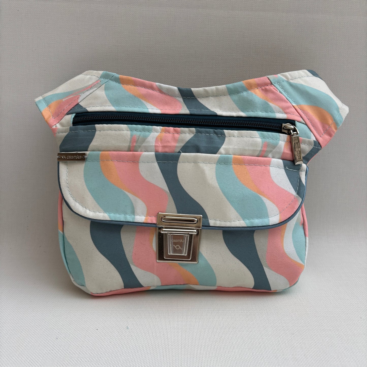Riñonera "Special Waves Pastel Top" + Bolsillo trasero · Pieza Única Núm. 18105
