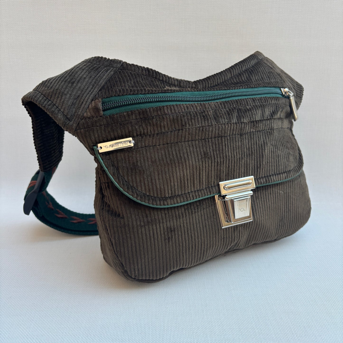 Riñonera "Especial Marrón Top" + Bolsillo trasero · Micro Pana · Pieza Única Núm. 16604