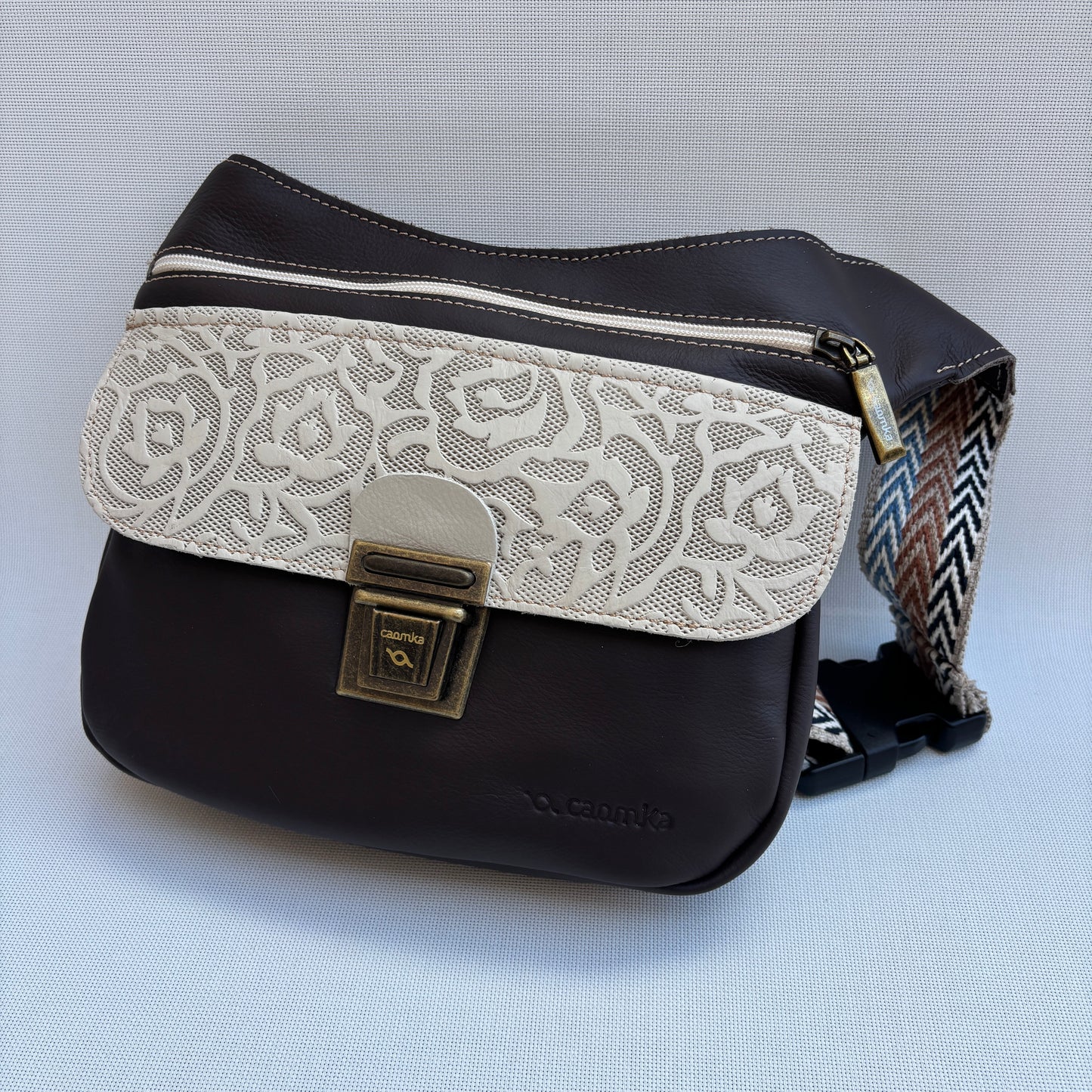 Riñonera "Special Brown Spring" Marrón/Beige · Piel · Pieza Exclusiva Núm. 17394