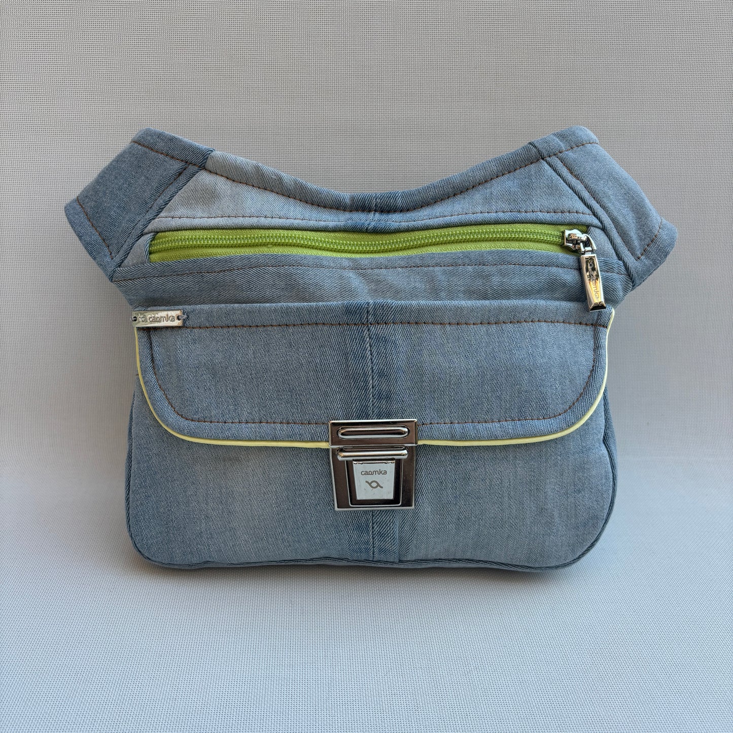 Riñonera vaquera "Special ♻️ Jeans Recycled ♻️" · Pieza Única Núm. 16618