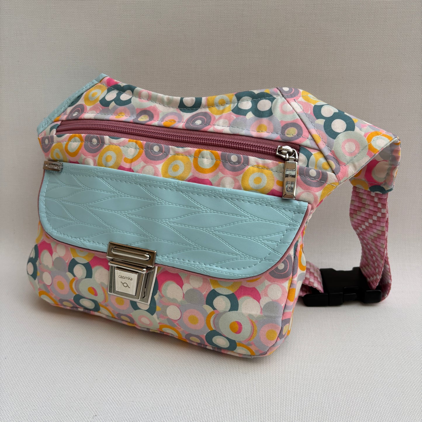 Riñonera "Special Candy Pop Top" · Pieza Única Núm. 18181