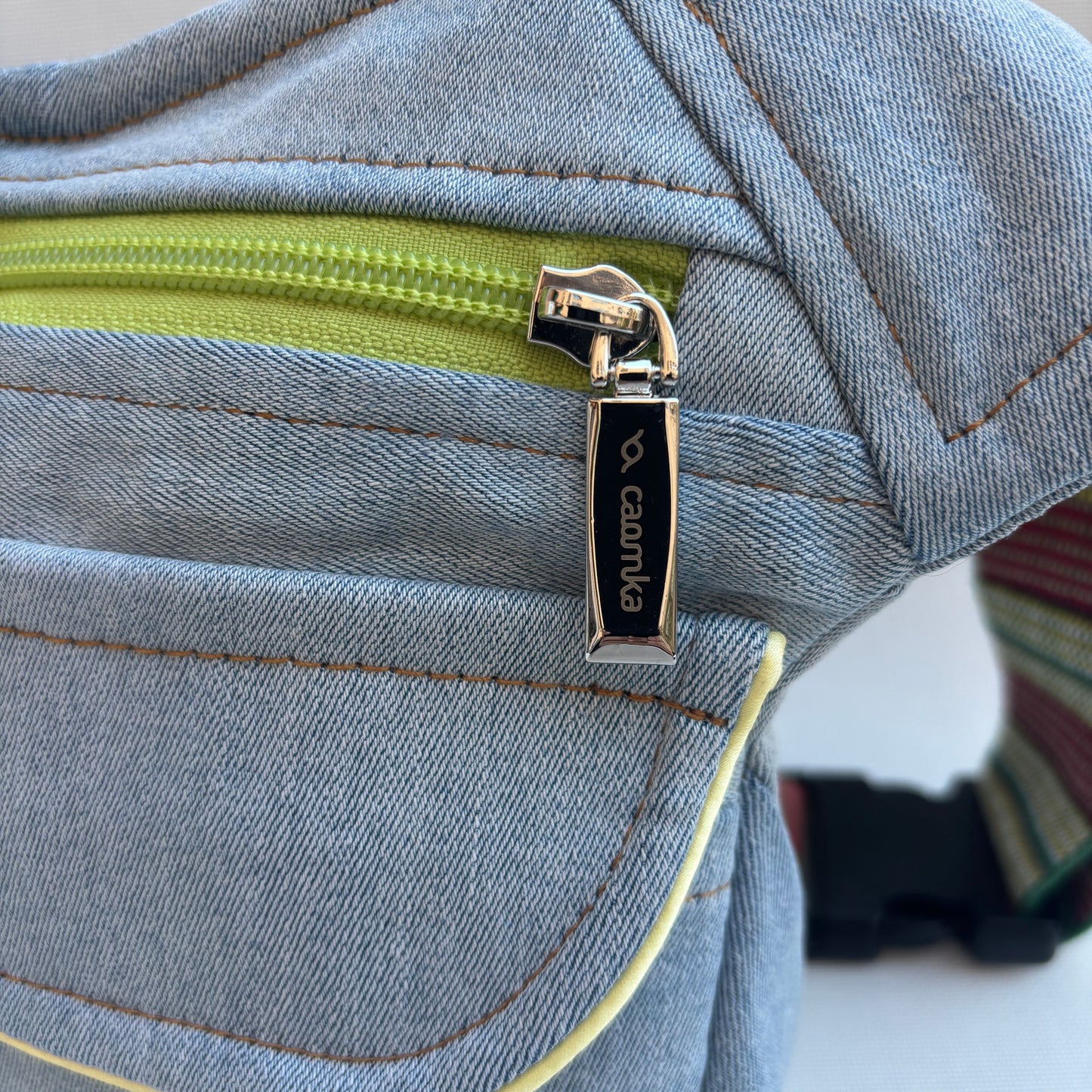 Riñonera vaquera "Special ♻️ Jeans Recycled ♻️" · Pieza Única Núm. 16618