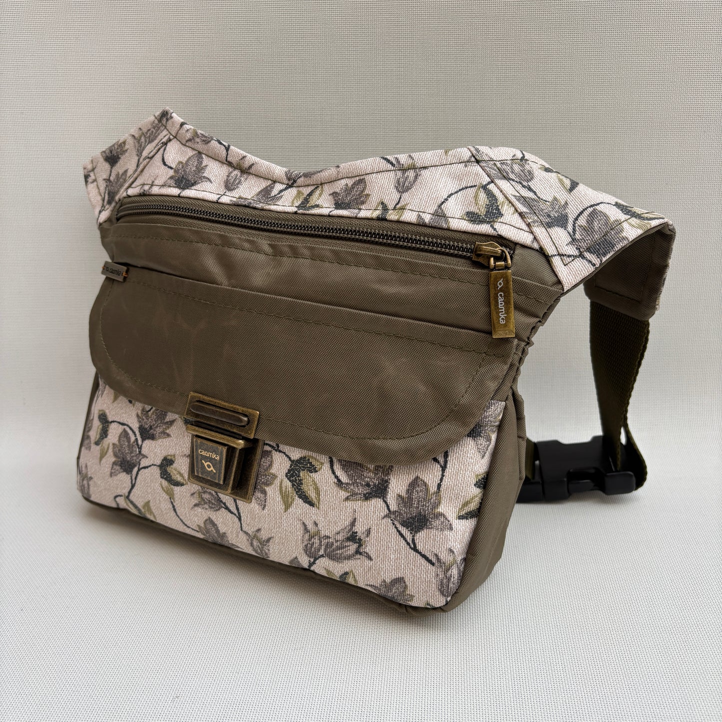 Riñonera "Special Olive Magnolia" · Impermeable · + Bolsillo trasero · Pieza Única Núm. 18132