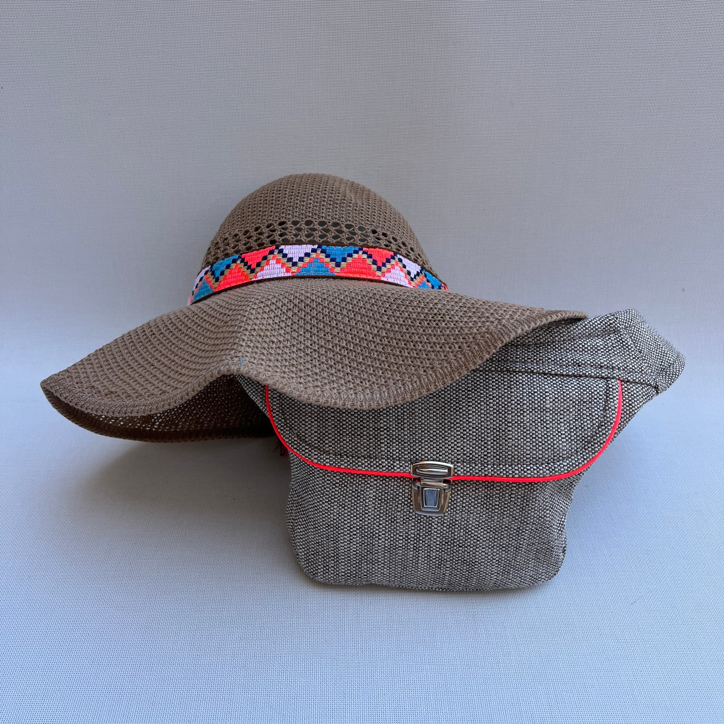(-50%) Pack Mini Safari + Sombrero a juego · Piezas Únicas Núm. 14100