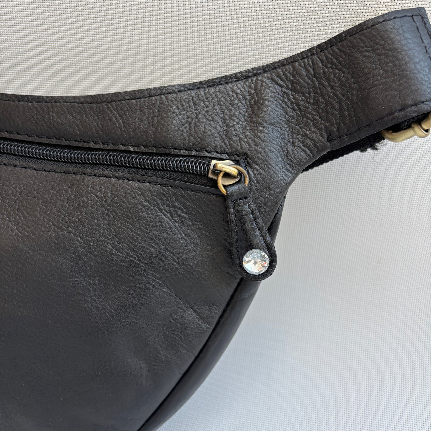 Riñonera Luna "Special Black Luxury" Silver · Piel · Pieza Exclusiva Núm. 18788