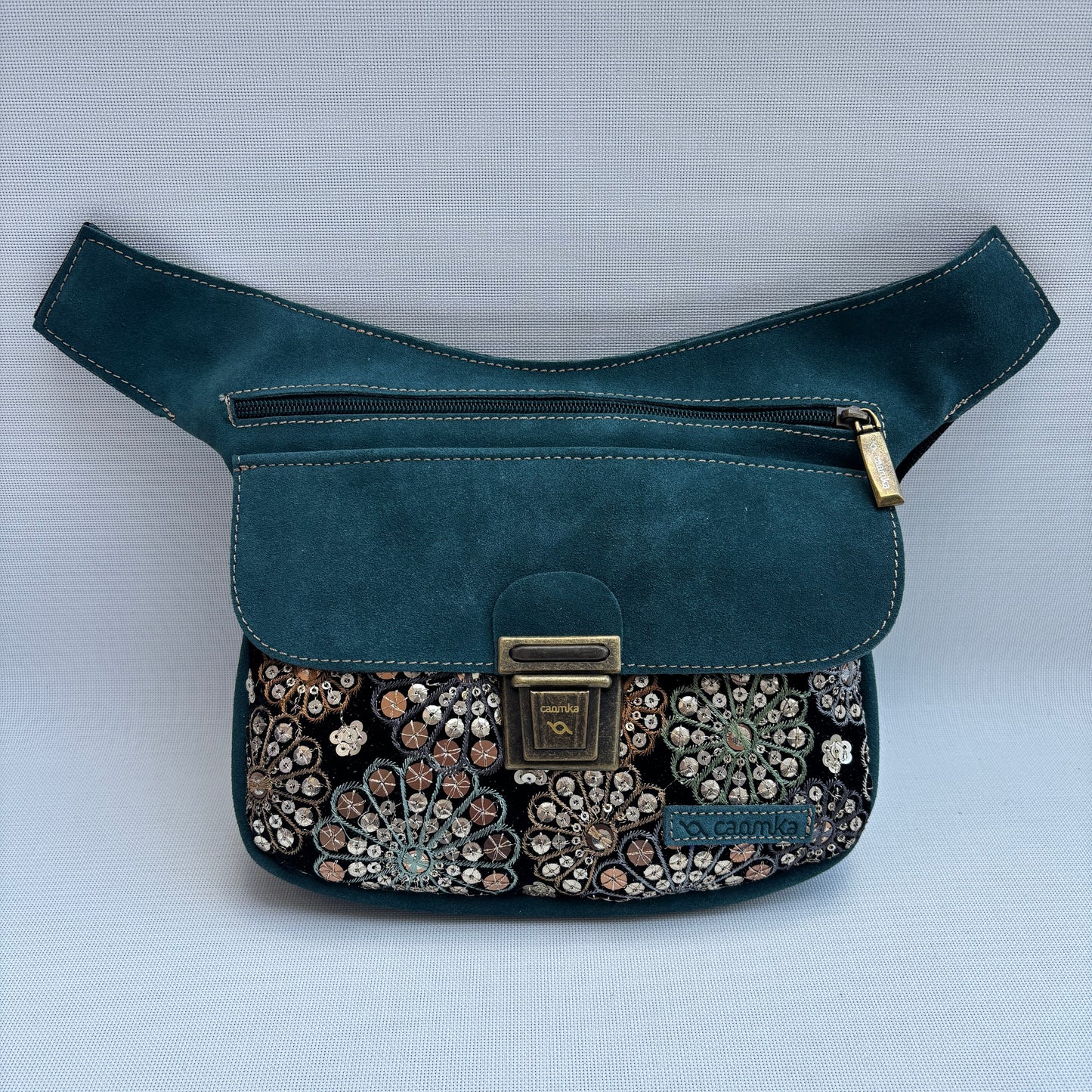Riñonera "Special Mandalas" Verde · Piel · Pieza Exclusiva Núm. 17416
