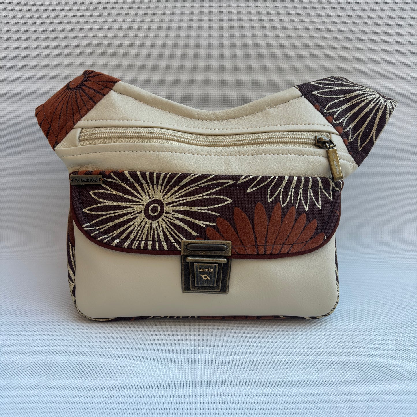 Riñonera Beige & Sweet Flowers + Bolsillo trasero · Polipiel · Pieza Única Núm. 16629