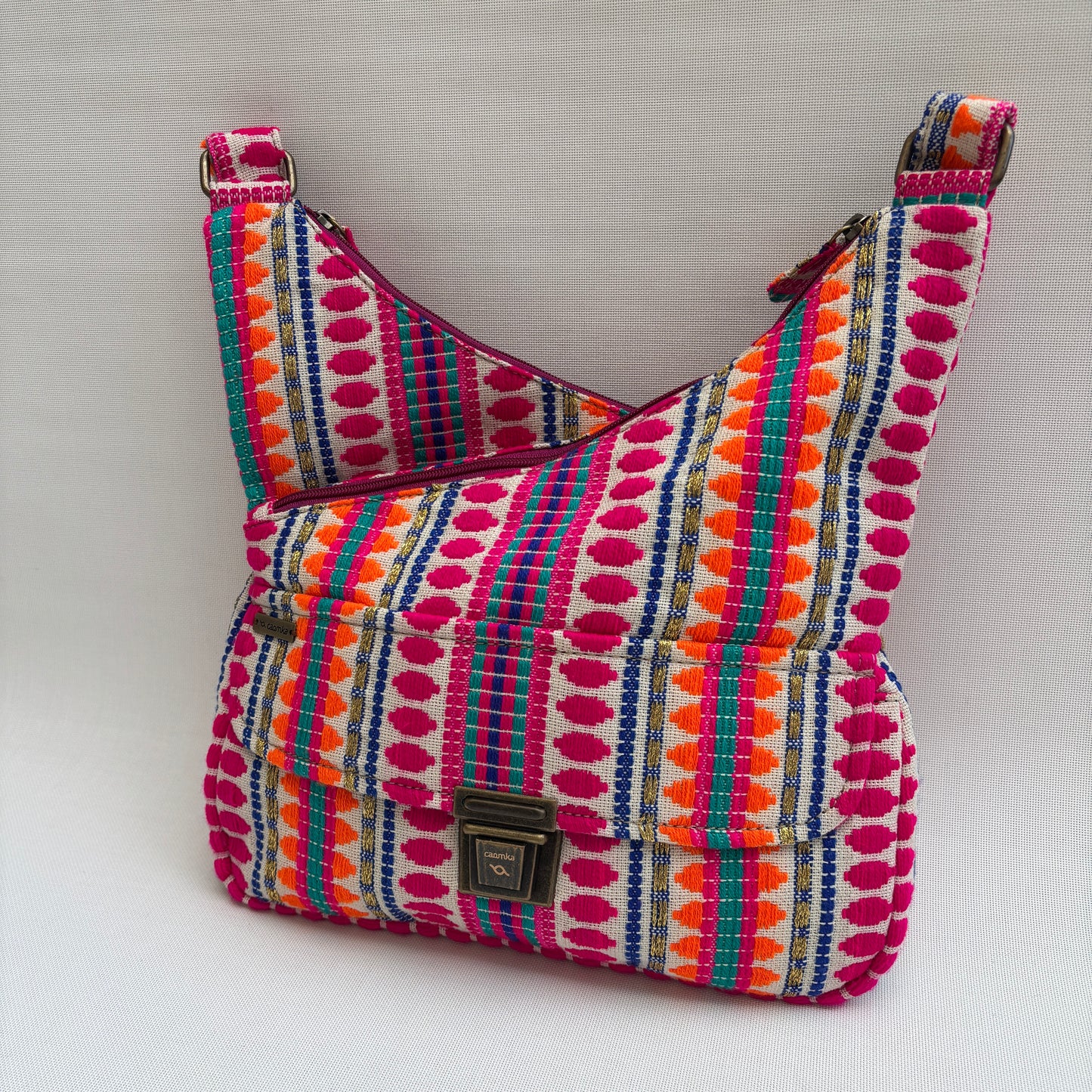 Bolso Bandolera Súper Caomka "Boho Festival Glow" · Pieza Única Núm. 18809